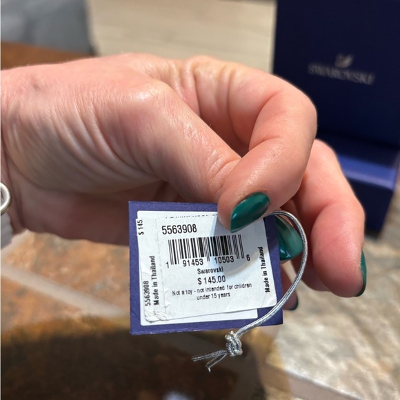 Swarovski Crystal Twist Hoop Earrings EUC - Picture 5 of 5